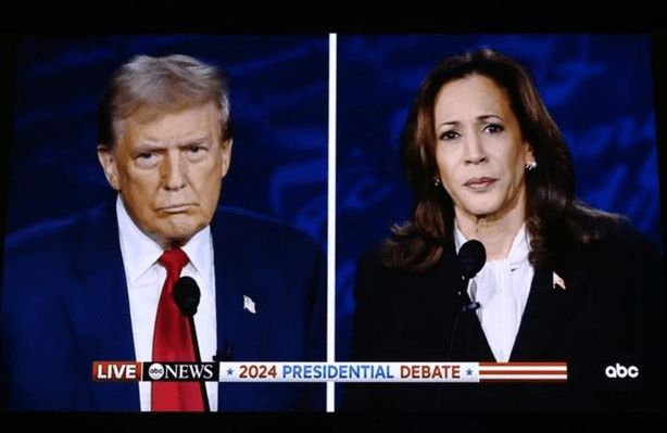 风暴娱乐主管:民调显示哈里斯微弱领先!哈里斯警告称特朗普被“强势人物操控了”